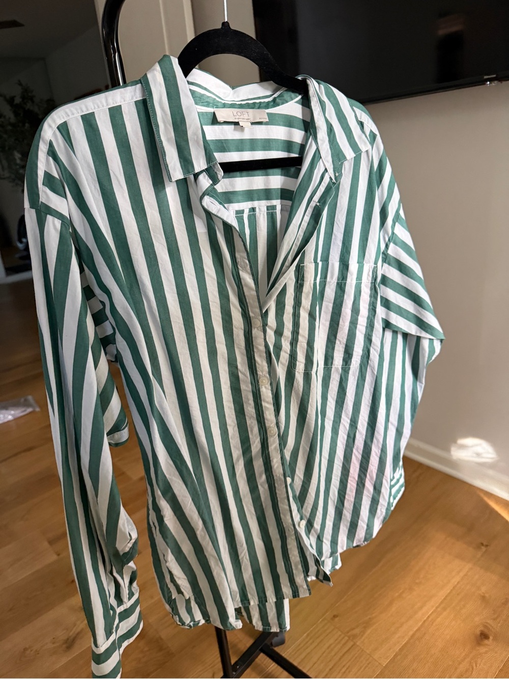 LOFT Womens Green & White Stripe Button-Up Shirt 100% Cotton Large Petite Poplin